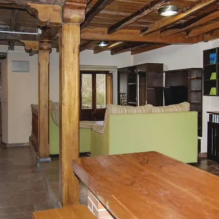 Three-bedroom Holiday In El Cueto
