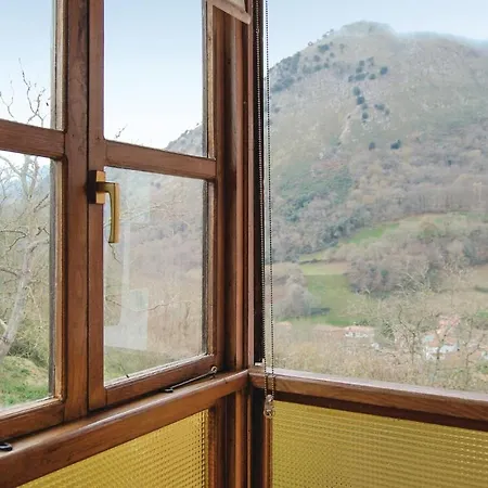 Three-bedroom Holiday In