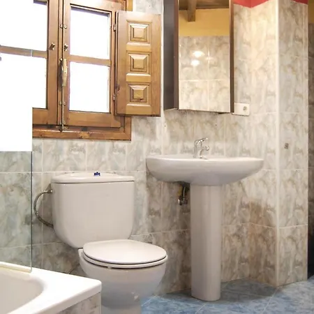 Holiday home Three-bedroom Holiday In El Cueto
