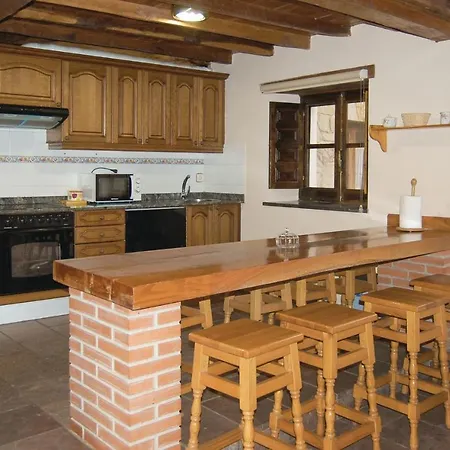 Holiday home Three-bedroom Holiday In El Cueto